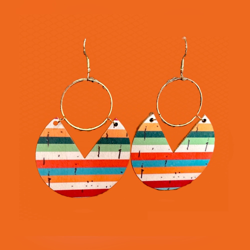 NEW Gorgeous Colorful Striped Wood Fashion Earrings with Gold Hoops, Lightweight - Picture 6 of 7